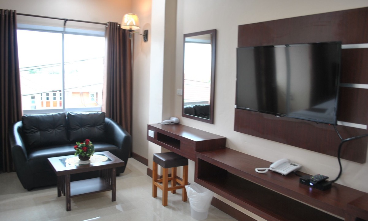 Phitsanulok Hotel | Le Parc Wangnang