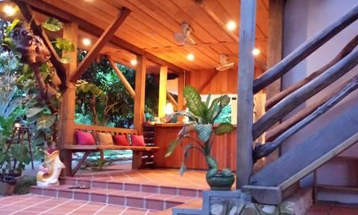 Krong Kaeb Hotel | Tara Lodge