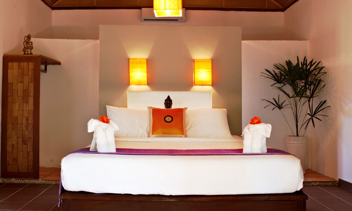 Krong Kaeb Hotel | Raingsey Bungalow