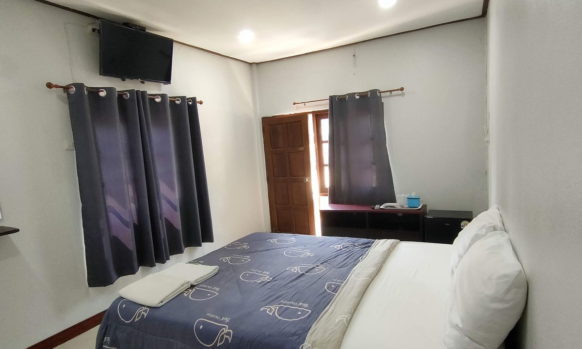 Wang Saphung Hotel | Suan Lamyai Resort