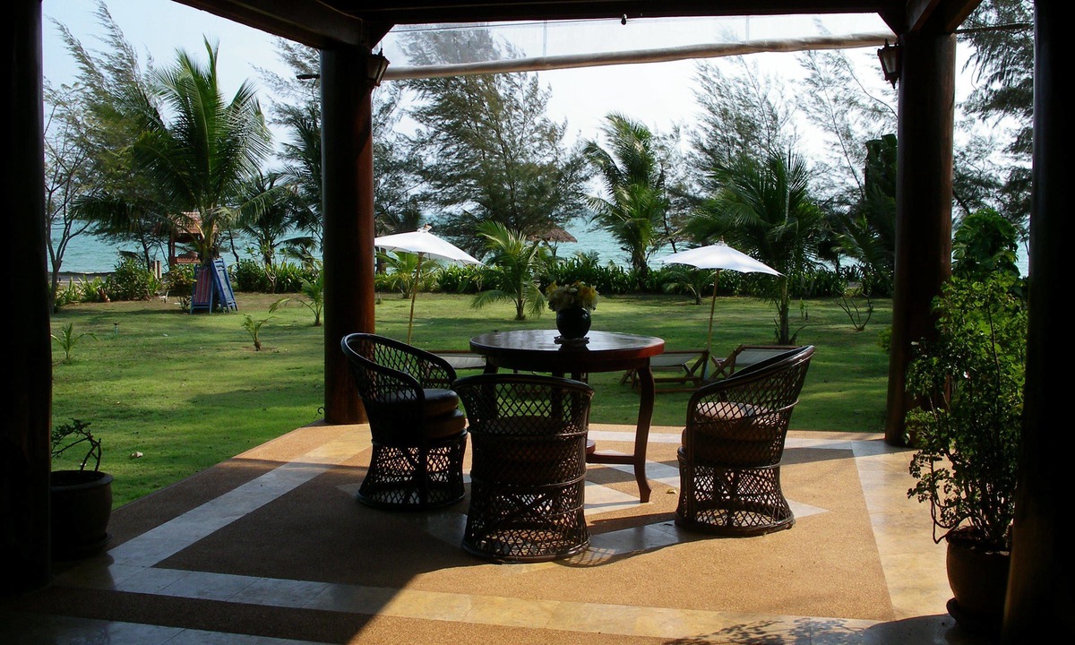 Rayong Hotel | Ruenthairimhaad Resort