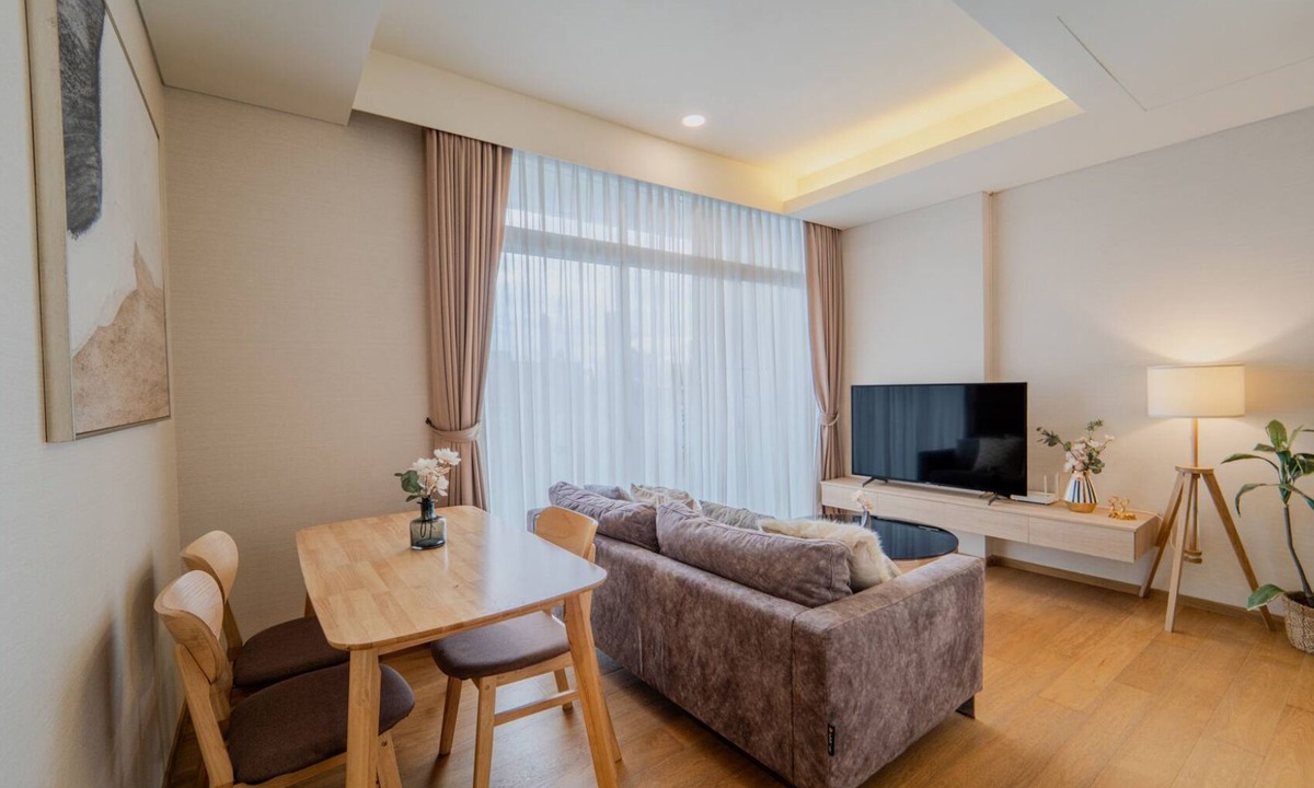 Khlong Toei Condo | Panoramic 2BR near Ekkamai with Infinity Pool