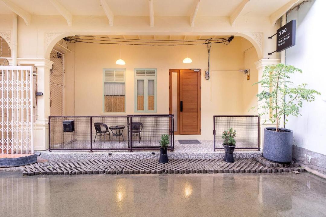 Si Phraya House | Spacious Heritage House Prime Location Family Stay