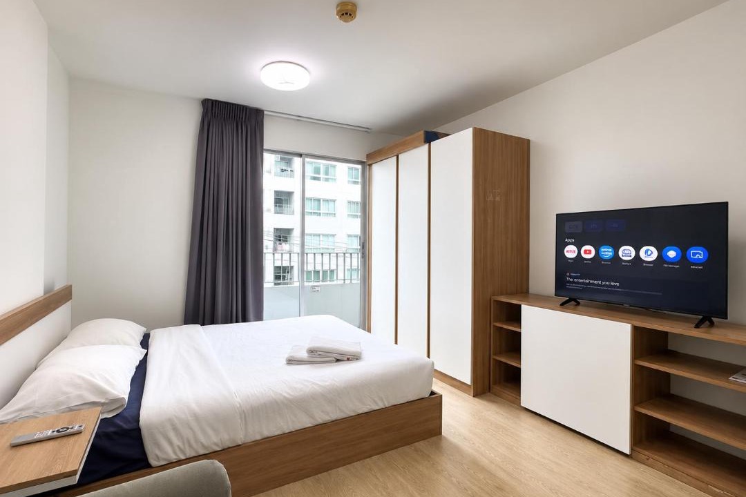 Bang Chak Apartment | Pool Studio Near BTS Quiet Stay