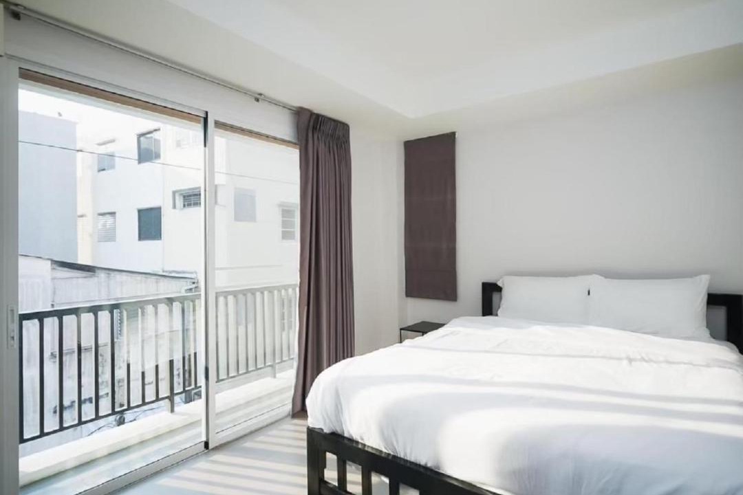 Wang Burapha Phirom Apartment | M MRTi