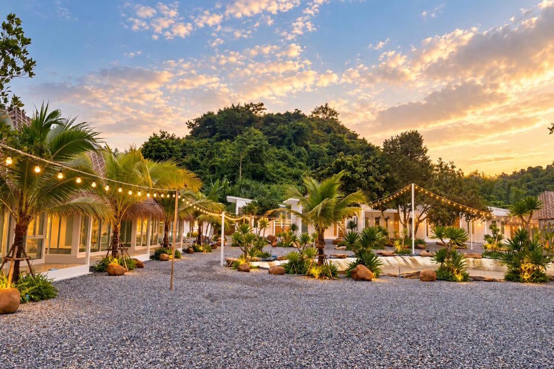 Kaeng Khoi Resort | Serene Peak