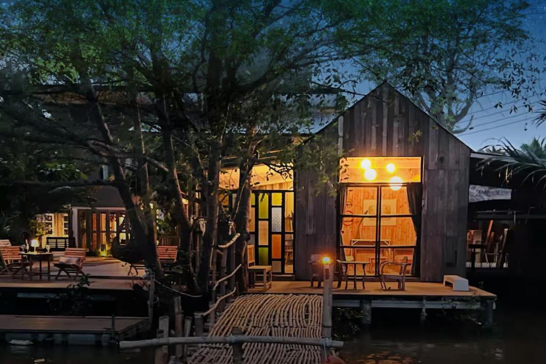 Suan Luang House | Amphawa Hideaway