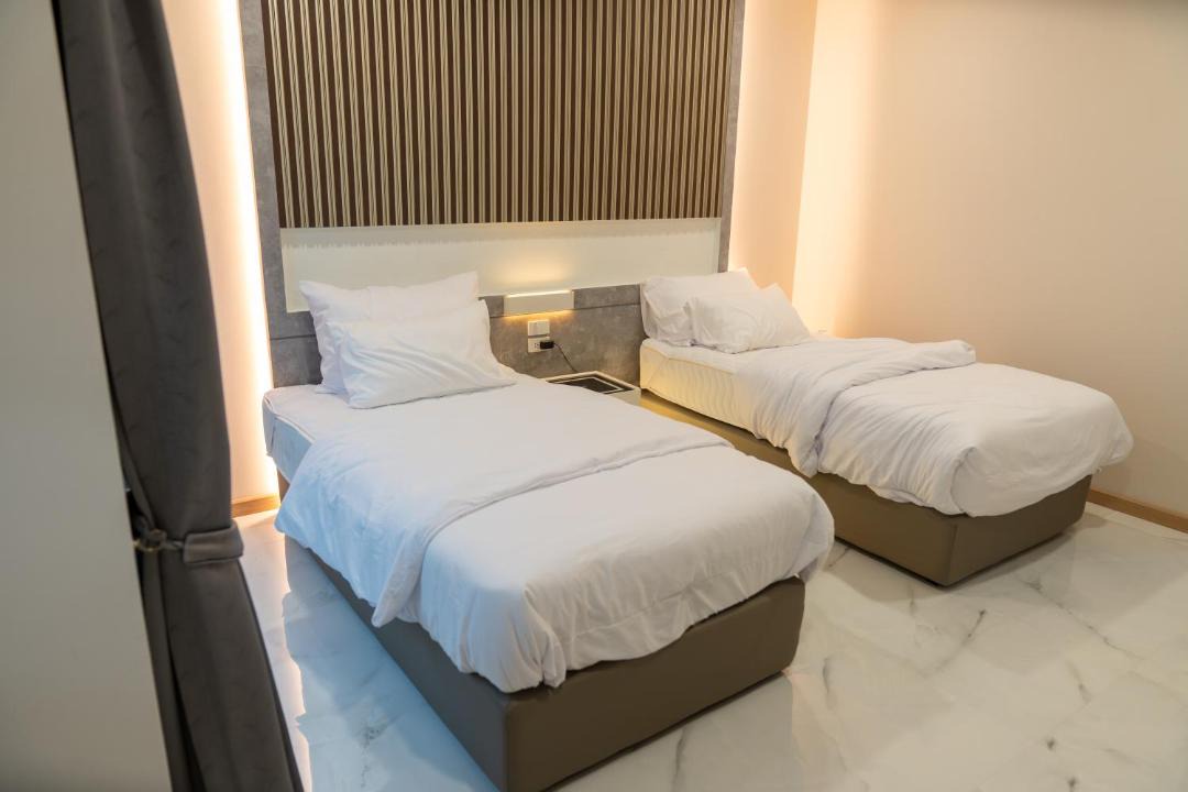 Bang Chalong Apartment | Jaroon House