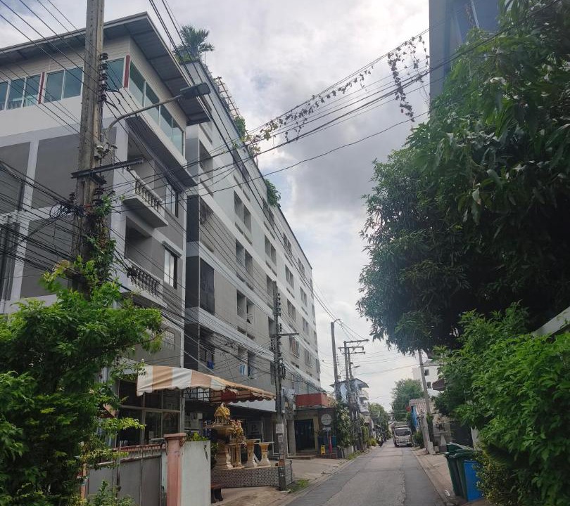 Bang Khae Nuea Apartment | Penyos