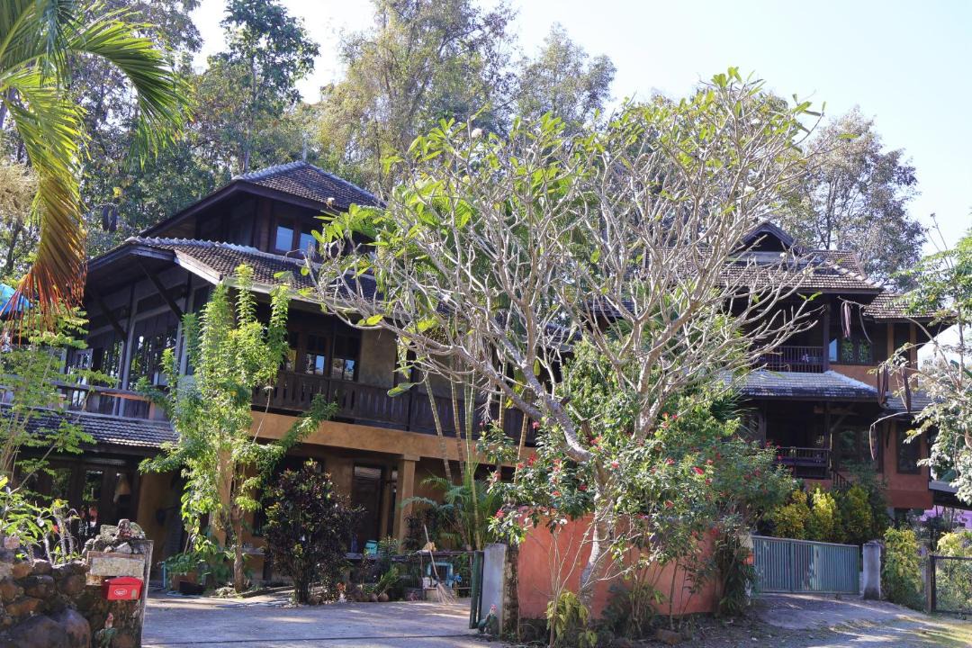 Mae On House | Baan Hugnam Homestay - แม่ออน