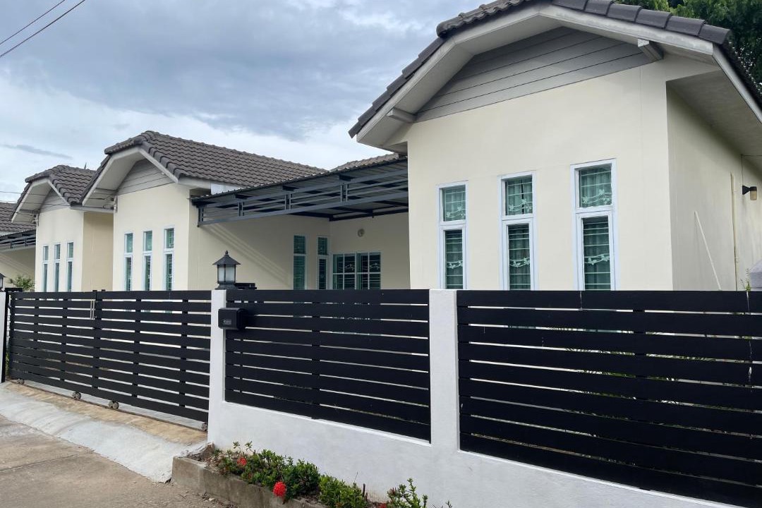 Lampang Apartment | Khwanlom House