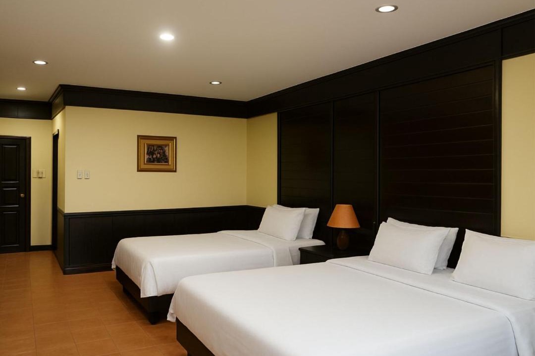 Si Mueang Chum Hotel | Silamanee Resort & Spa Hotel