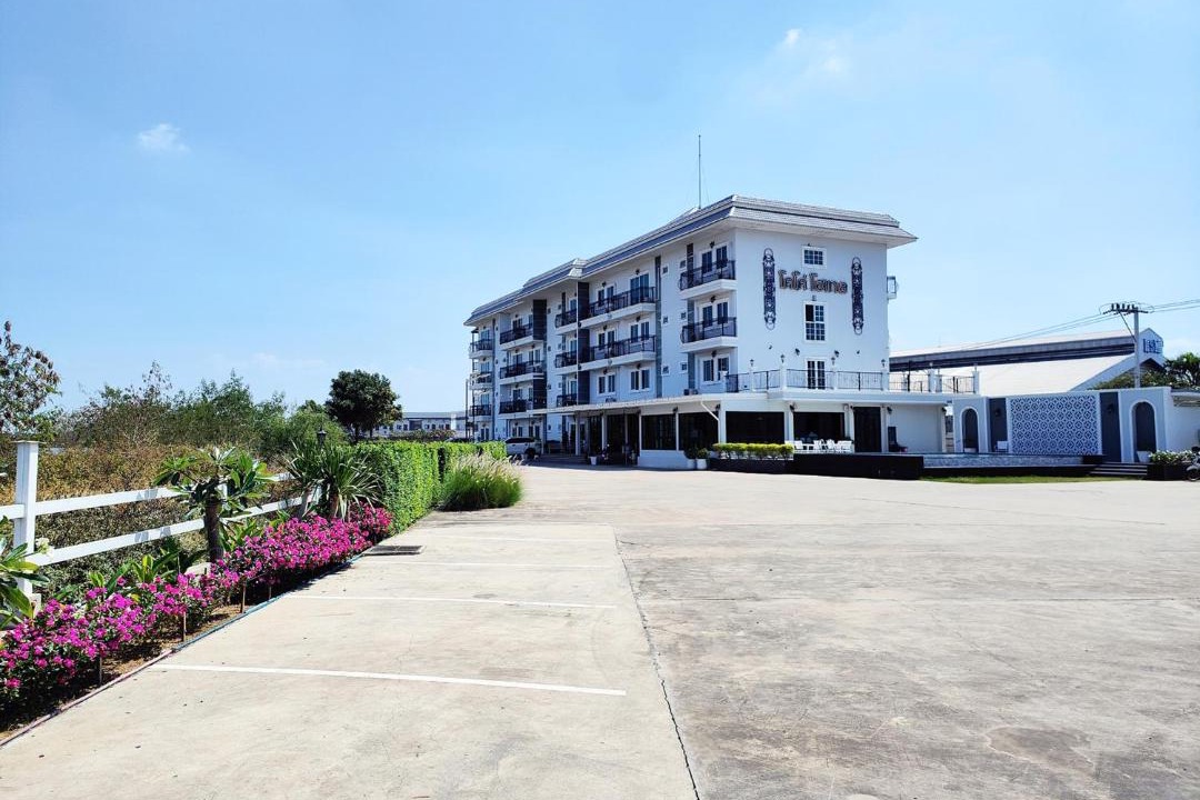 Nakhon Ratchasima Hotel | โคโค่ โฮเทล KOCO Hotel