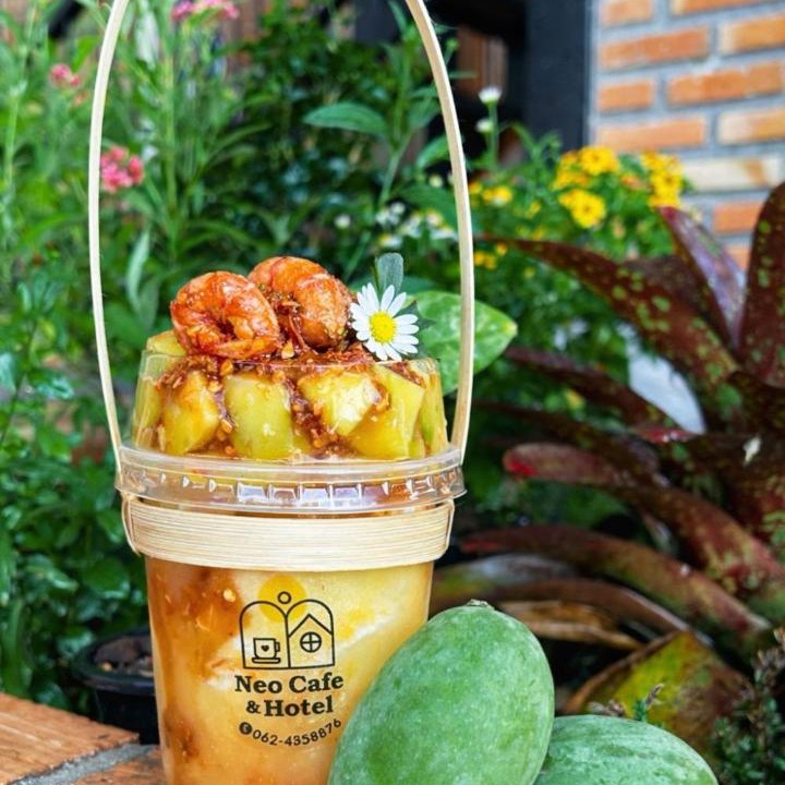 Ban Pa Yang Hostel | Neo cafe and hotel