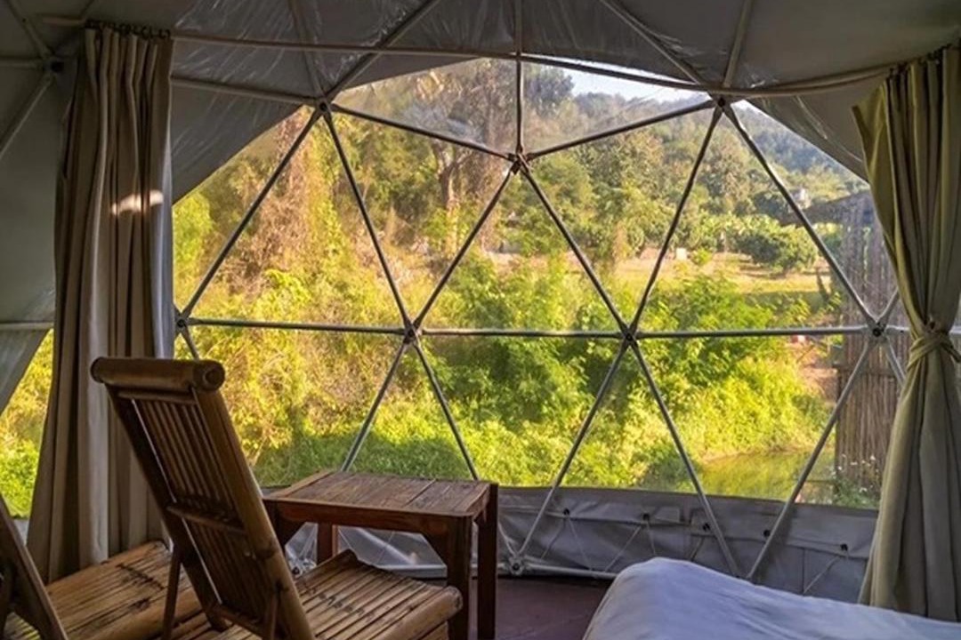 Ban Pong Bed & Breakfast | Lion Cafe Resort