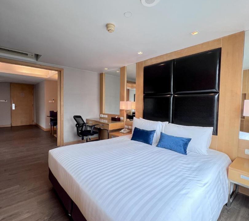 Bangkok Central Business District Hotel | Sora Resort & Suites Sukhumvit