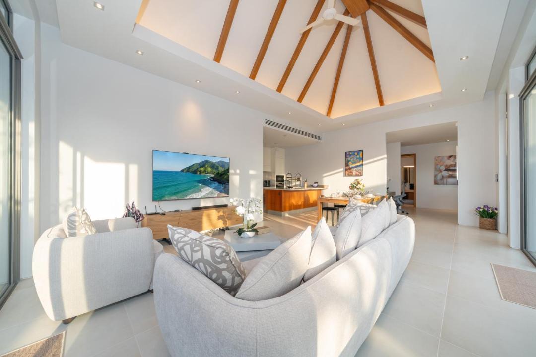 Bang Tao Villa | Thai-Balinese Pool Villa Anchan Indigo16