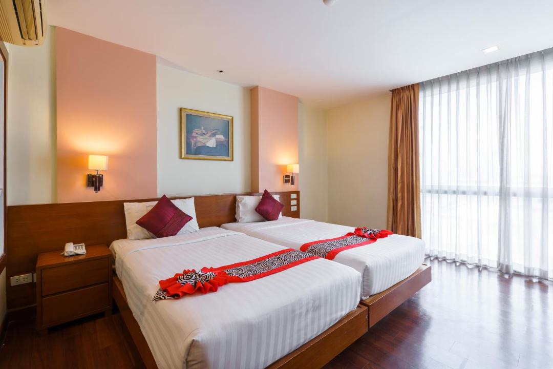 Ratchadaphisek Hotel | Lantana Resort Hotel Bangkok