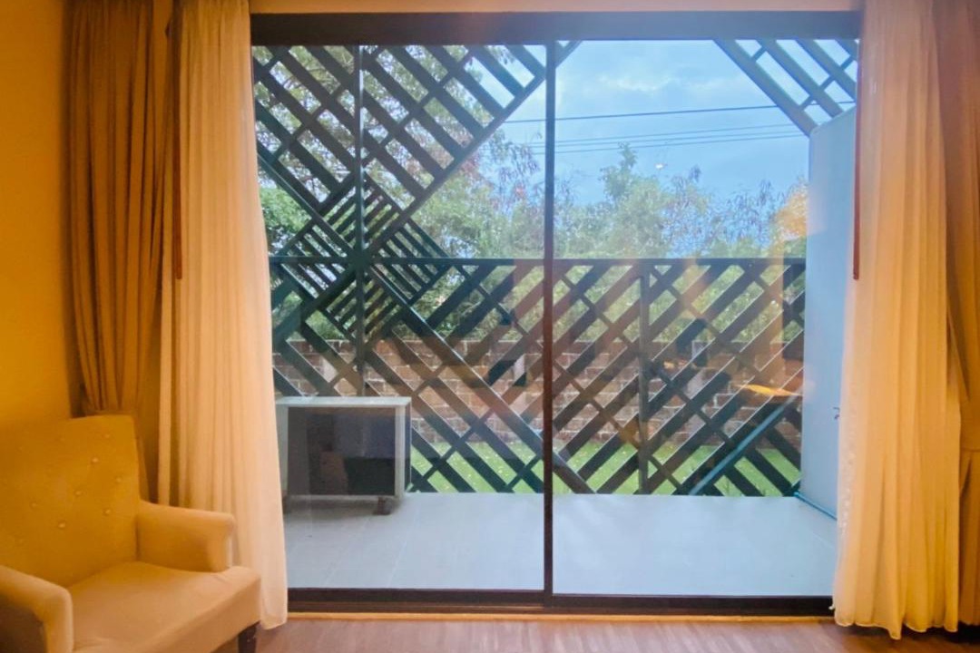 Mueang Samut Prakan District Resort | Rimkhobfa Urban Resort