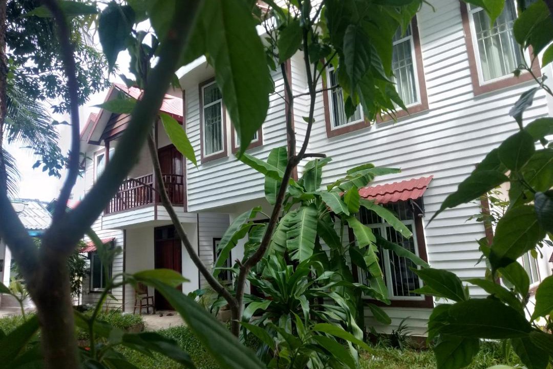 Mittakpheap Hotel | Manoha Villa