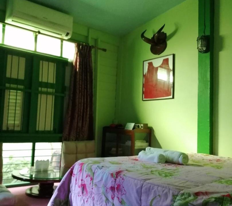 Dusit Bed & Breakfast | Baan Tepa Boutique House