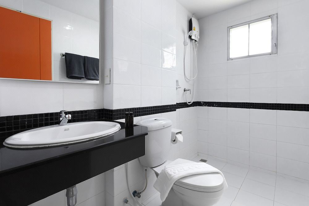Photo of Bathroom in Bang Kaeo