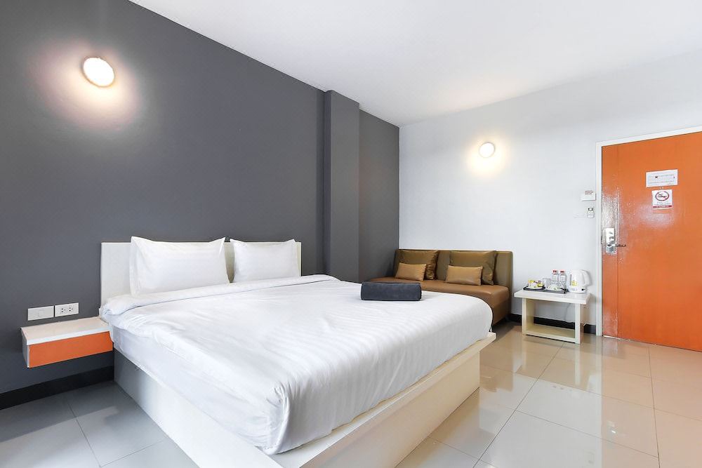 Photo of Bedroom in Bang Kaeo