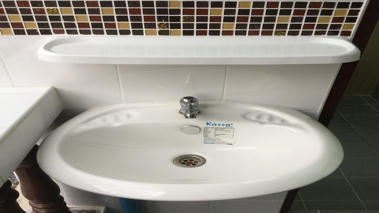 Photo of Bathroom in Khanna Yao