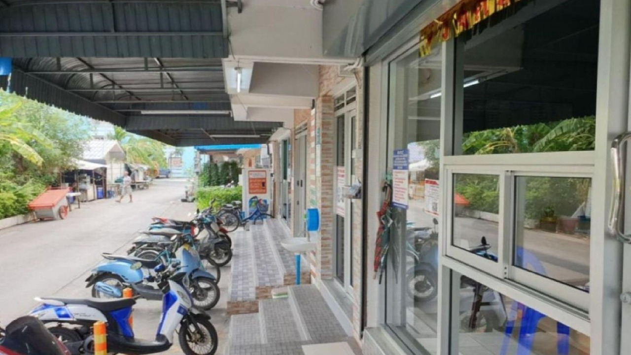 Photo of Outdoor in Khanna Yao