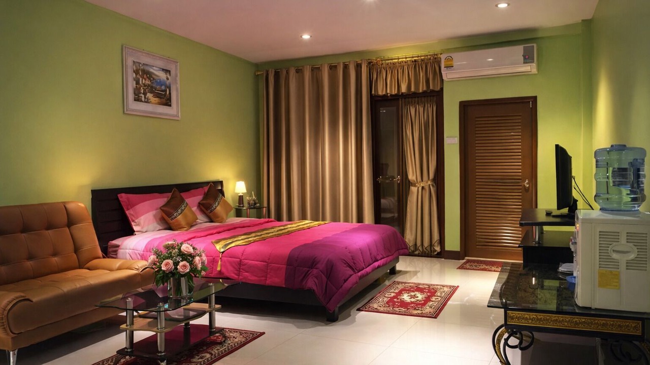 Photo of Bedroom in Khlong Toei