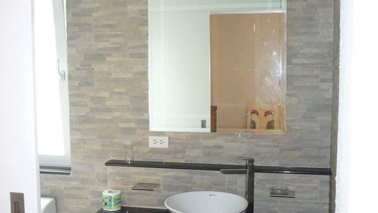 Photo of Bathroom in Klong Son