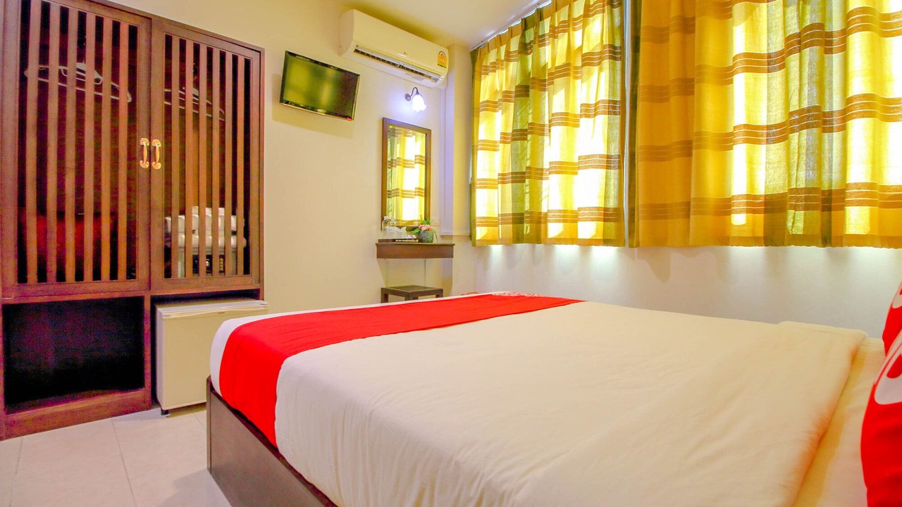 Photo of Bedroom in Wat Bowon Niwet