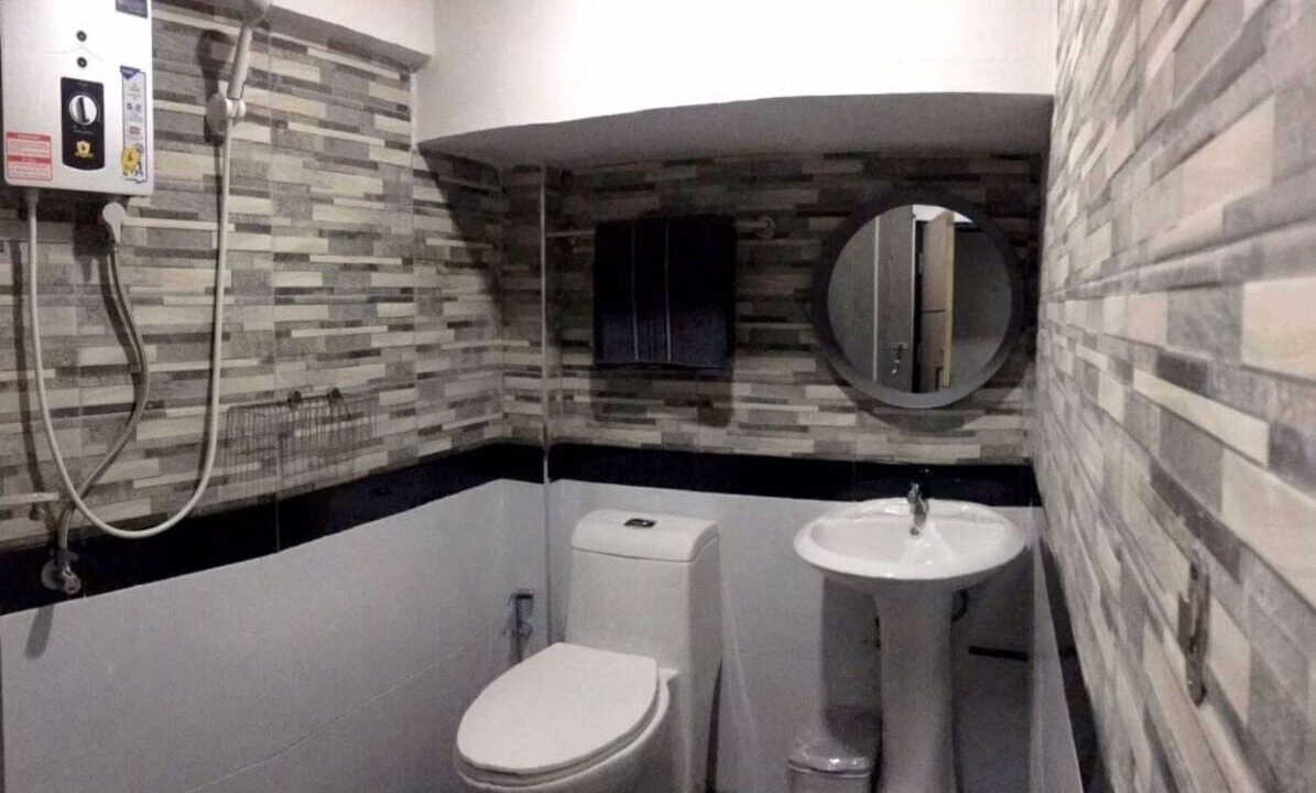 Photo of Bathroom in Phra Khanong Nuea