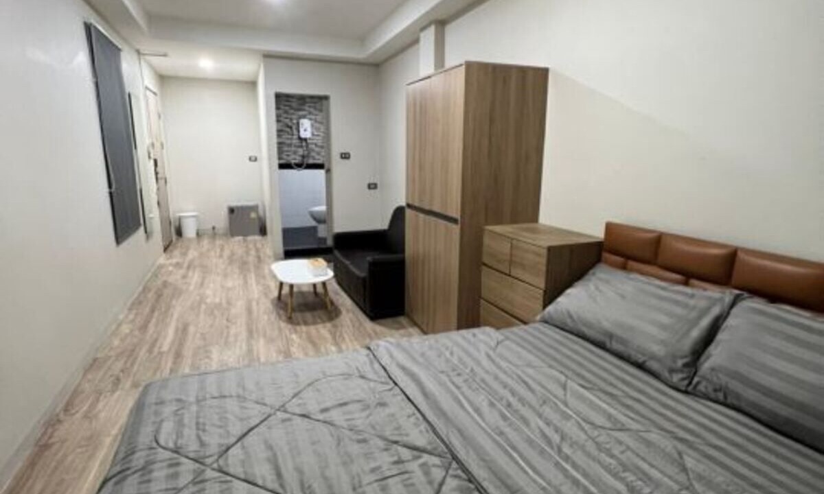 Photo of Bedroom in Phra Khanong Nuea