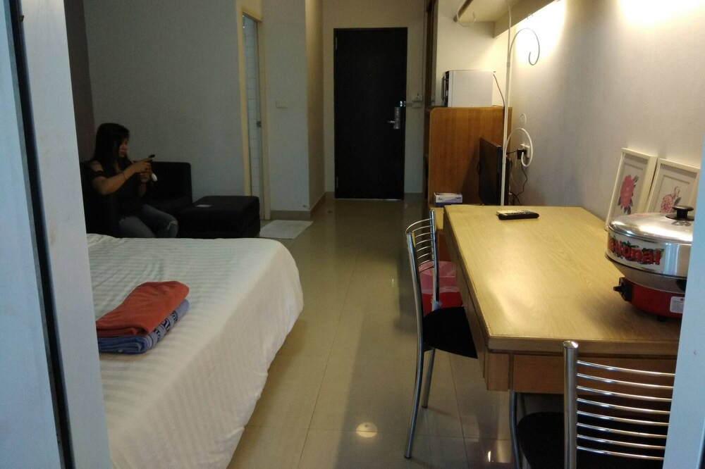 Photo of Bedroom in Huai Khwang