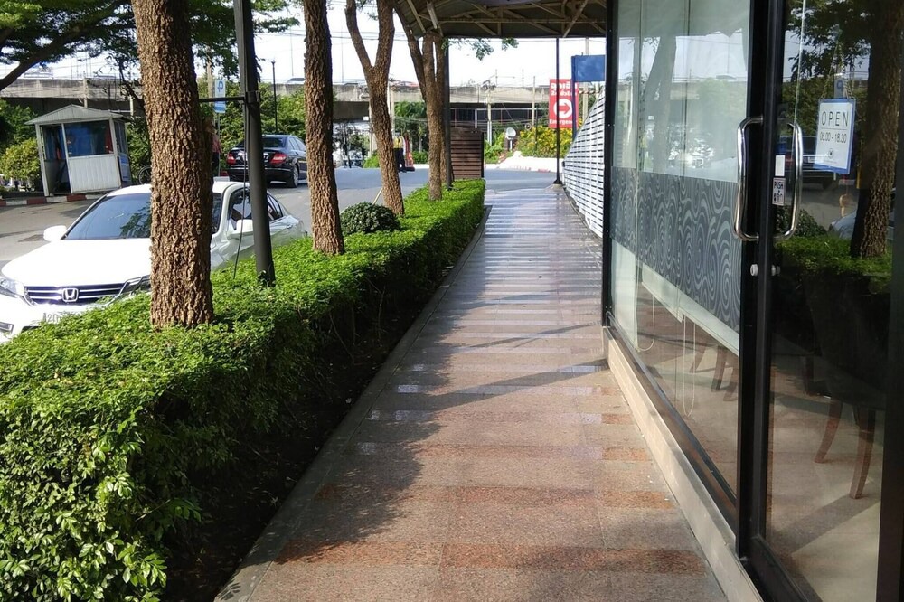 Photo of Outdoor in Huai Khwang