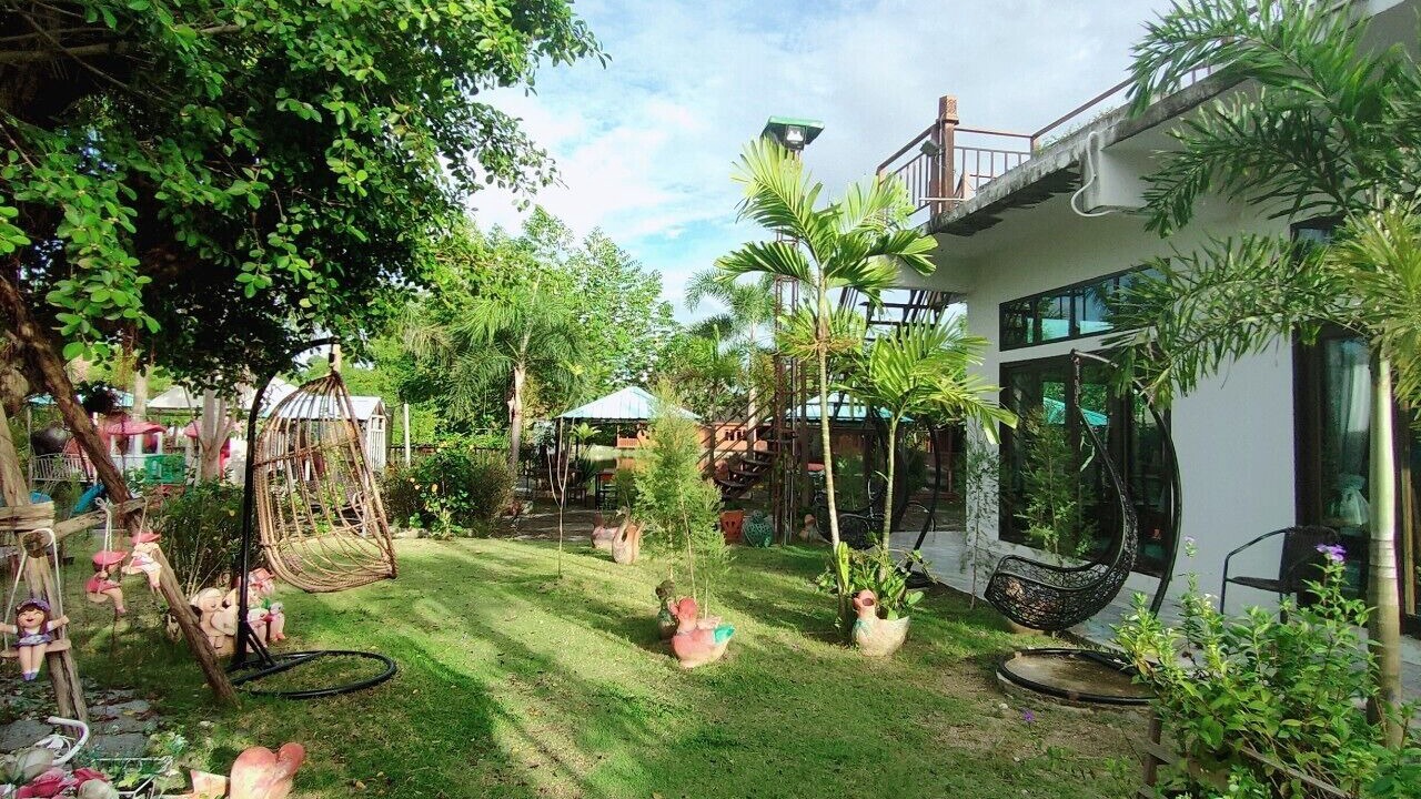 Photo of Outdoor in Pong