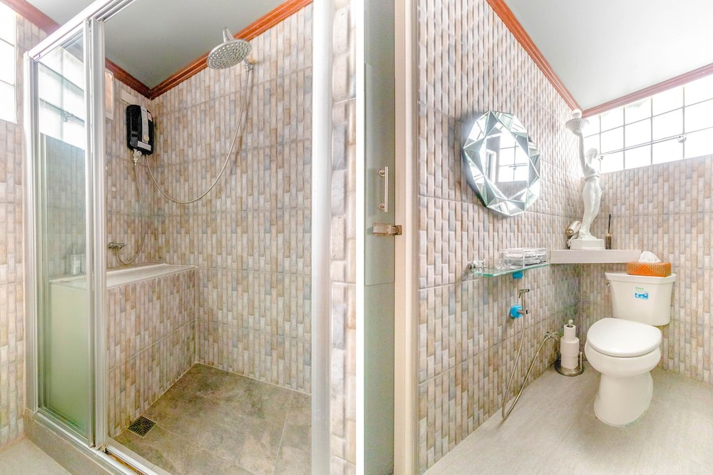 Photo of Bathroom in Khum Thong