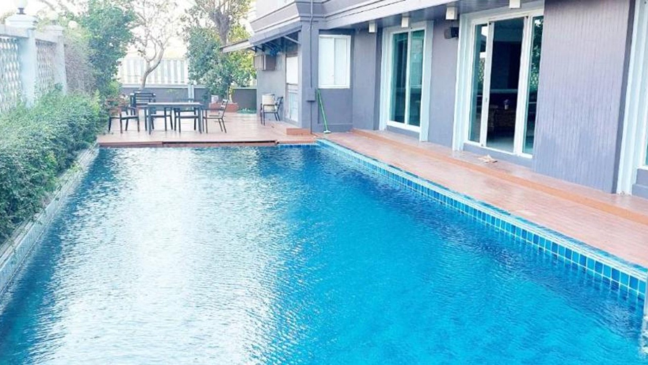 Photo of Outdoor in Bang Sao Thong