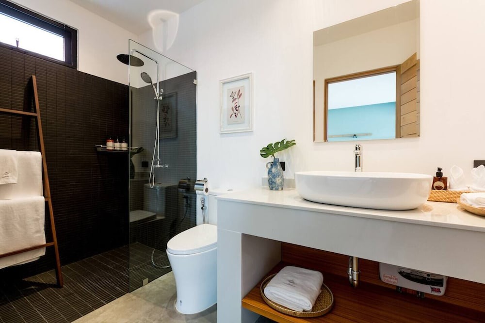 Photo of Bathroom in Na Mueang