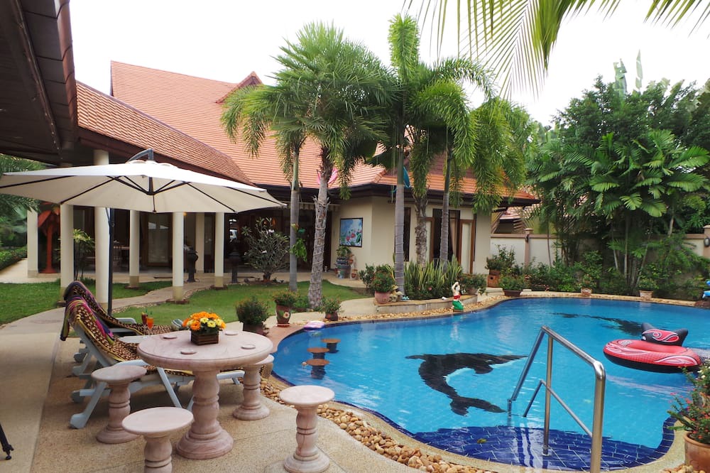 Photo of Outdoor in Nong Pla Lai