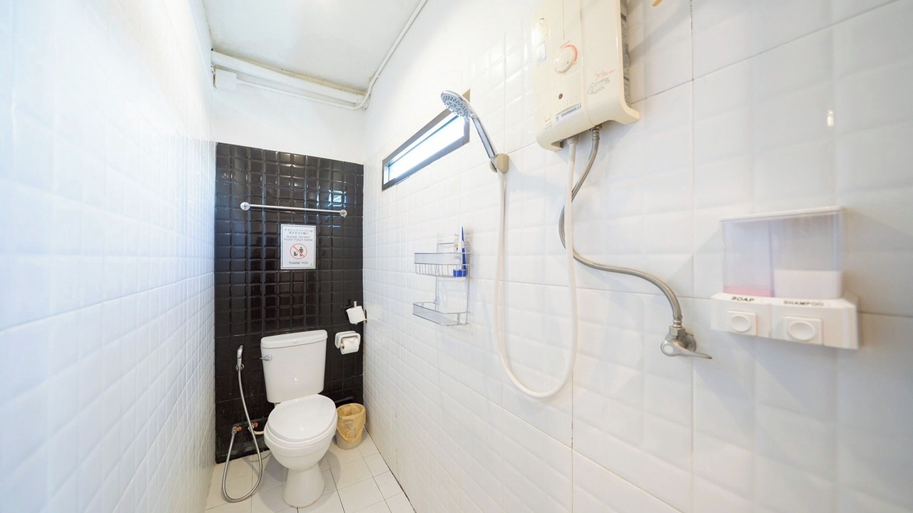 Photo of Bathroom in Wat Ket