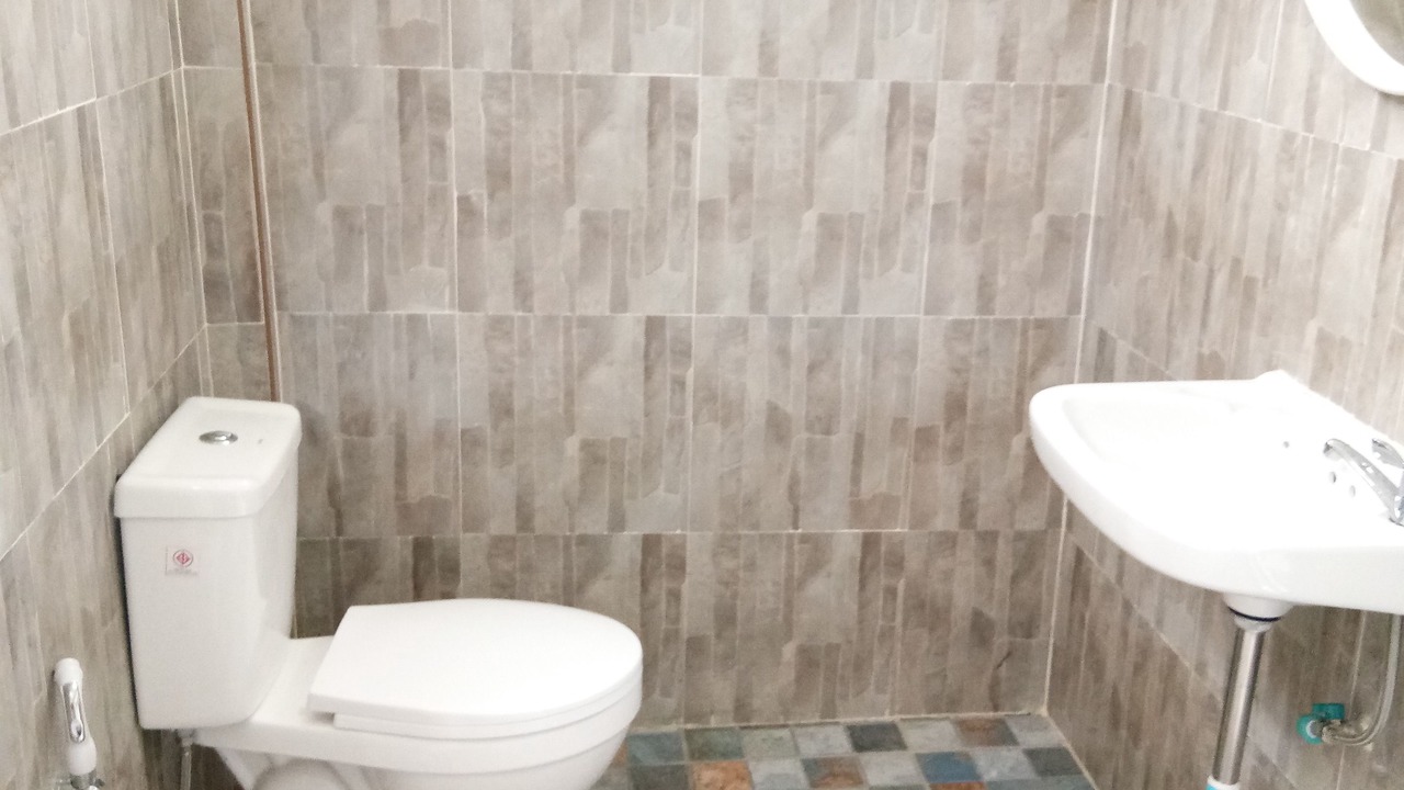 Photo of Bathroom in Luang Nuea