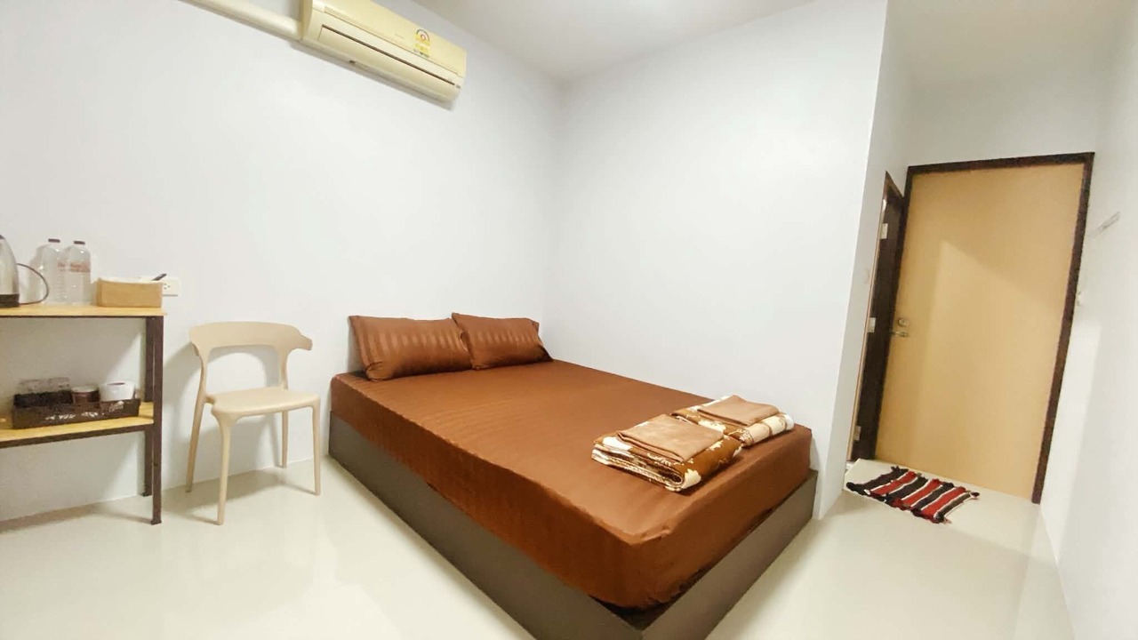 Photo of Bedroom in Amphawa