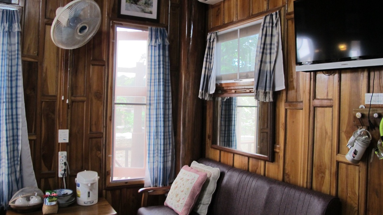Photo of Bedroom in Ko Sichang