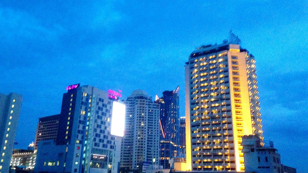Photo of Buildings in Thanon Phaya Thai