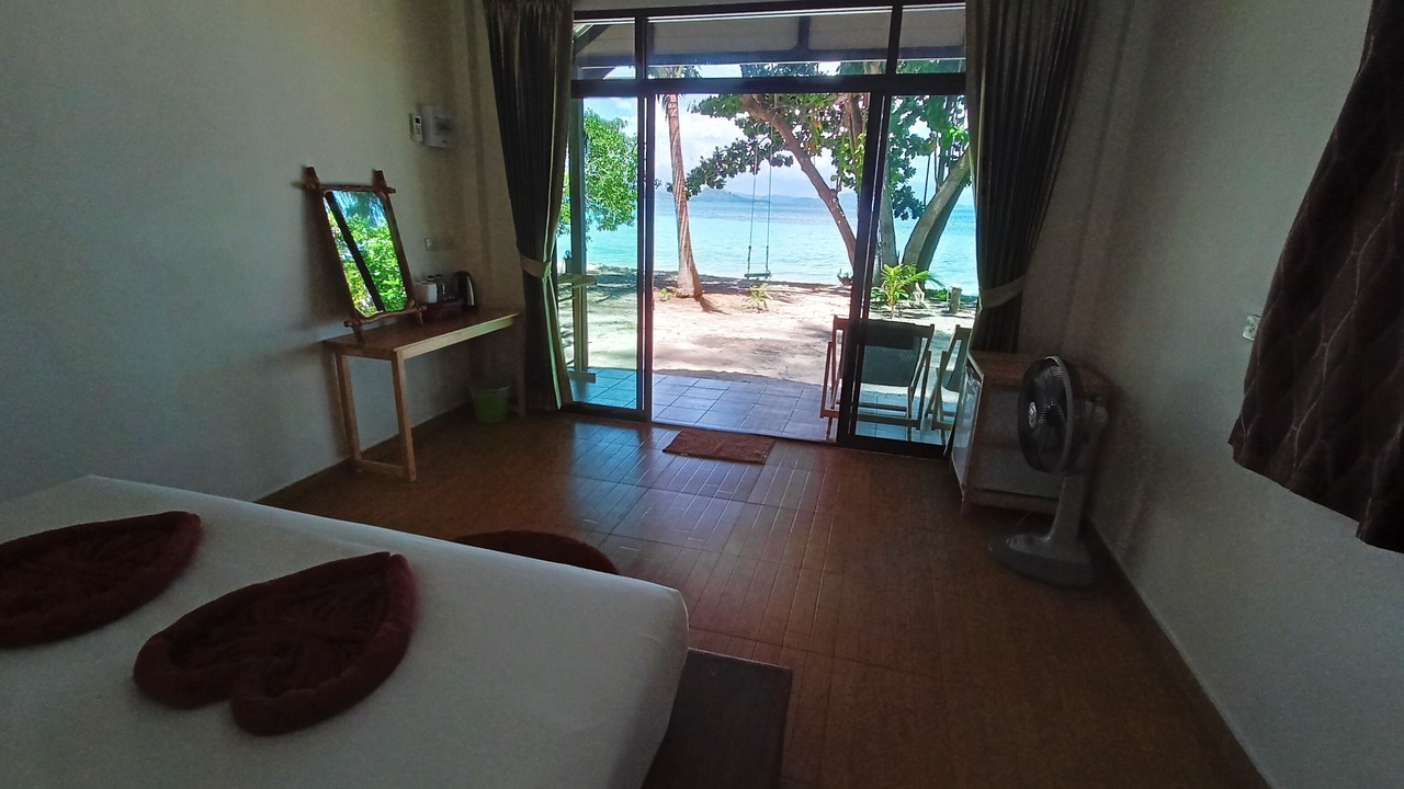 Photo of Bedroom in Ko Kradan
