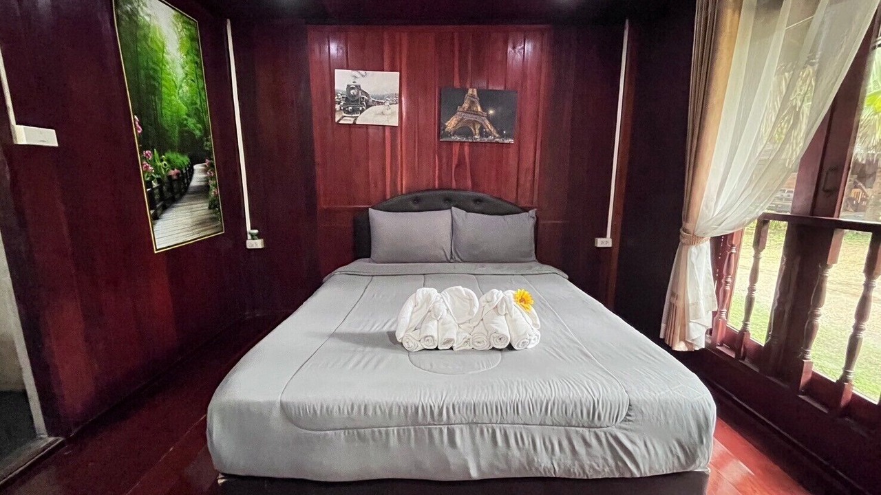 Photo of Bedroom in Den Chai