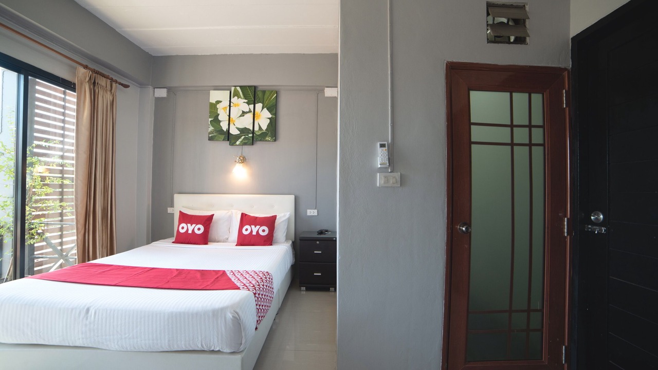 Photo of Bedroom in Lumphli