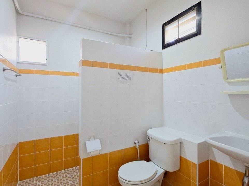 Photo of Bathroom in Mae Chan